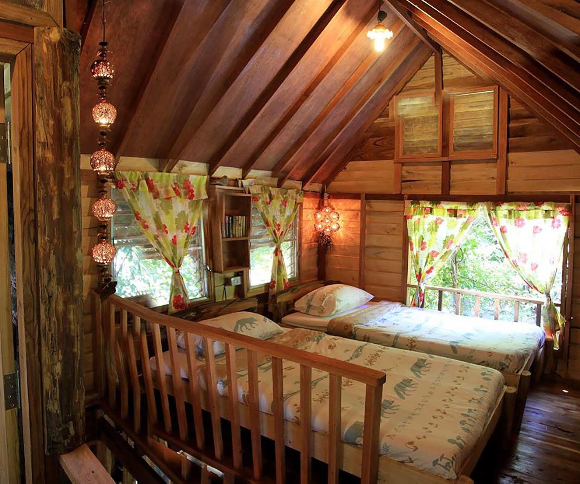 Rabeang Pasak Treehouse Resort Chiang Mai Extérieur photo